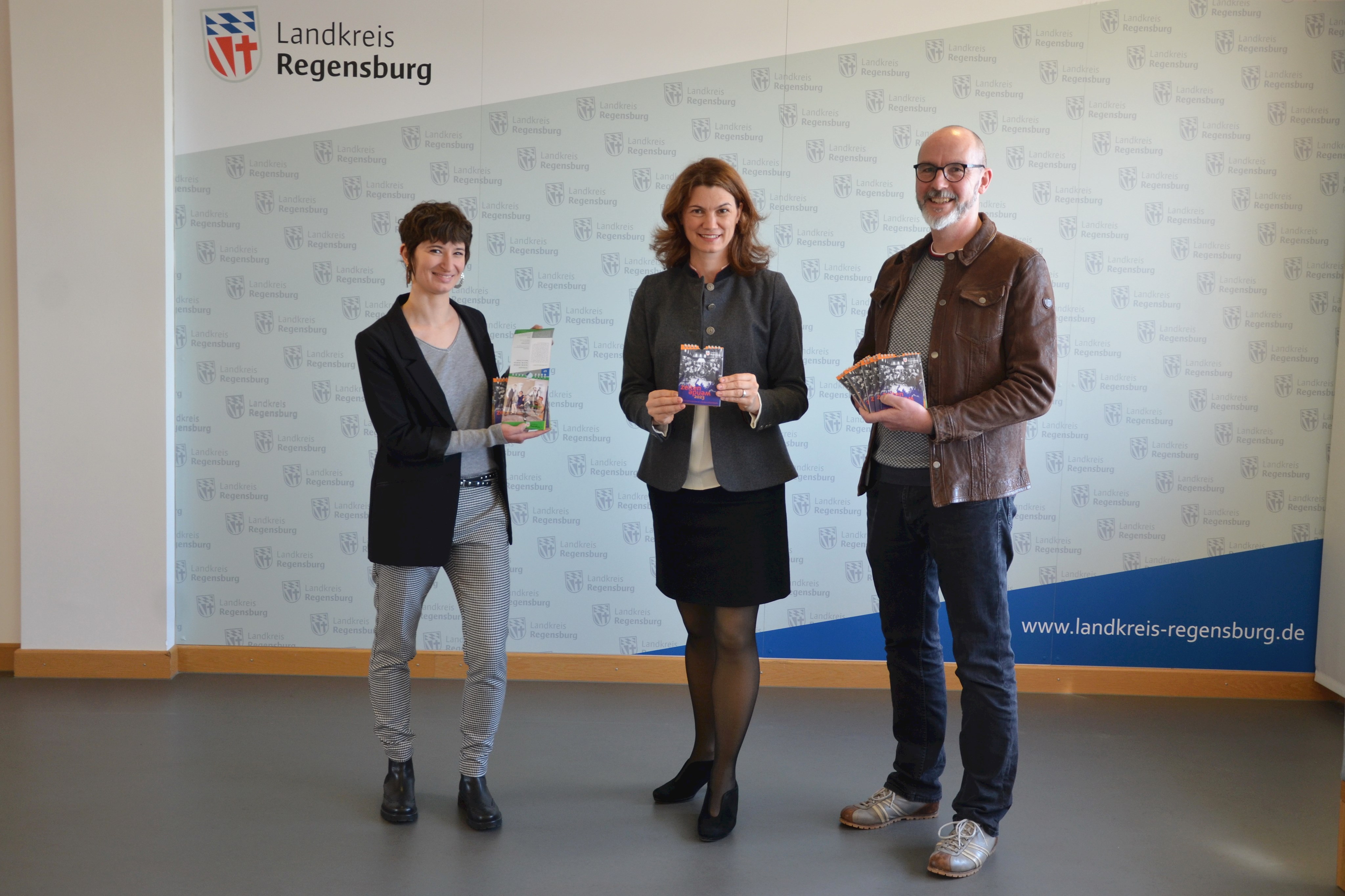  Veranstaltungsreihe des Landkreises Regensburg Kulturprogramm „Zeitenwende“ erscheint